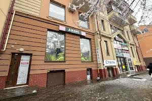 комерційна за адресою Кардинала Любомира Гузара вул., 27