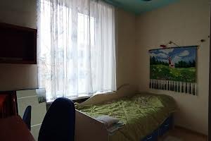 квартира за адресою Кривий Ріг, Захисників України пл. (Визволення), 3