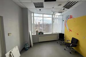 комерційна за адресою Отакара Яроша пров., 16