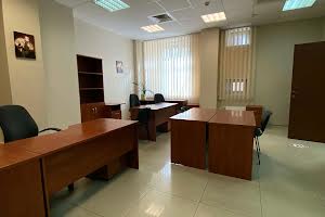 комерційна за адресою Дмитра Яворницького просп. (Карла Маркса), 5