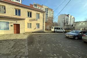 комерційна за адресою Подільська вул., 54/1