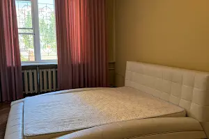 квартира за адресою Льва Толстого, 12