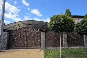 будинок за адресою Харківська вул., 4