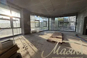 комерційна за адресою Андрія Верхогляда вул. (Михайла Драгомирова), 20