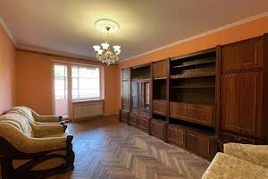 квартира за адресою Митна вул., 25-А