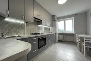 квартира за адресою Круп'ярська вул., 12
