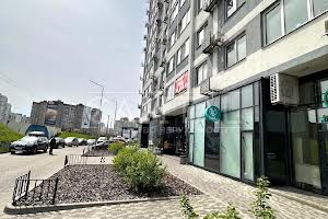 коммерческая по адресу Ревуцкого ул., 40