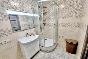 квартира по адресу Михаила Лушпы просп., 5