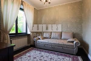 будинок за адресою Центральна вул., 7
