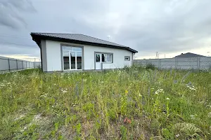будинок за адресою Радужна 32А