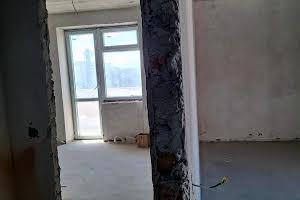 квартира за адресою Тролейбусна вул., 5