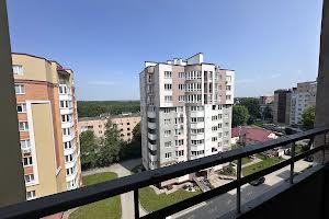 квартира за адресою Тролейбусна вул., 4-Д