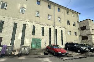 комерційна за адресою Соломії Крушельницької вул., 77