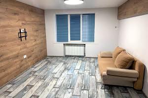 квартира за адресою житловий масив Тополя-2 вул., 10