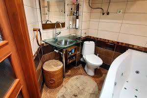 квартира за адресою Семафорна вул., 32