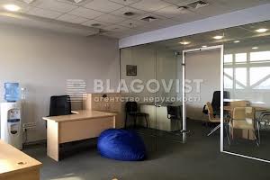 комерційна за адресою Богдана Хмельницького вул., 19-21