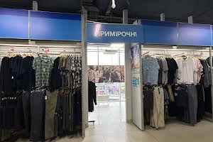 комерційна за адресою Євгена Сверстюка вул. (Марини Раскової), 2