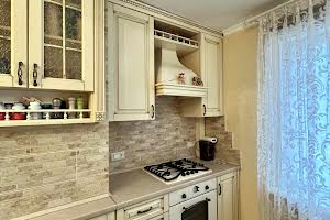 квартира за адресою Заболотного, 39
