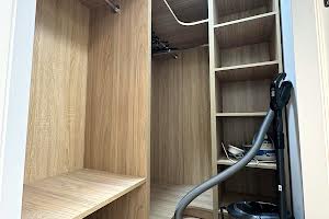 квартира за адресою Митна вул., 25-Г