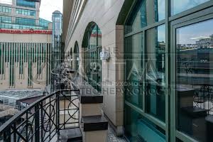 коммерческая по адресу Большая Васильковская ул. (Красноармейская), 5