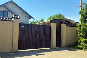 будинок за адресою Вишневая, 205