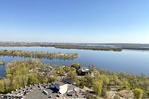квартира за адресою Набережна Перемоги вул., 7