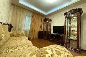 квартира за адресою Героїв просп., 9