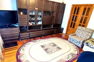 квартира за адресою Космонавтів просп., 42
