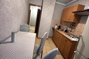 квартира за адресою Торгова вул., 15