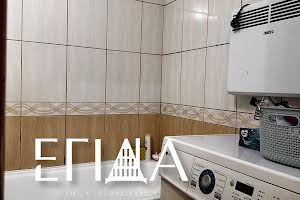 квартира за адресою Героїв України вул. (Героїв Сталінграду), 26