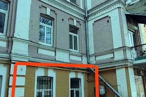коммерческая по адресу Лютеранская ул., 12