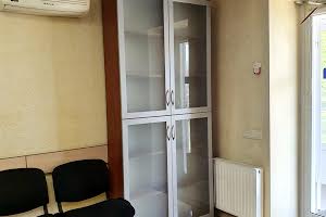 комерційна за адресою Маяковського просп., 18
