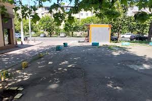 коммерческая по адресу Космонавтов ул., 31