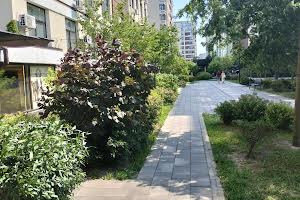 комерційна за адресою Юнацька вул., 6