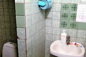 коммерческая по адресу вул. Короленка, 5