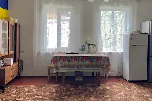 дом по адресу Хутірська