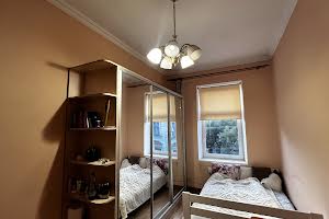 квартира за адресою Шептицьких вул., 27