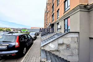 коммерческая по адресу Петровская ул., 3