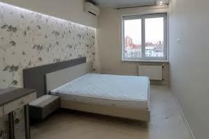 квартира за адресою Добровольців вул. (Маршала Говорова), 8