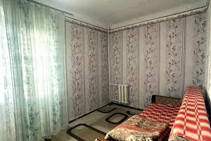 квартира за адресою Автобуду вул., 8