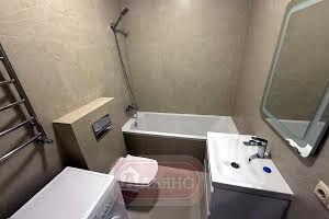 квартира за адресою Євгена Коновальця вул. (Володимира Погорєлова), 7