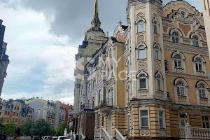 комерційна за адресою Воздвиженська вул., 16А