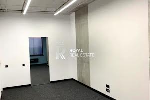комерційна за адресою Євгена Коновальця вул. (Щорса), 44-А