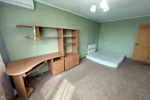 квартира за адресою Літакова, 5