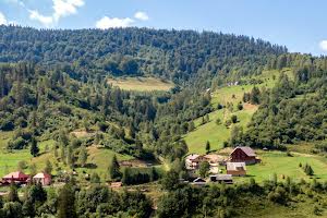 комерційна за адресою Устияновича вул., 1