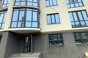 коммерческая по адресу Захисників, 19