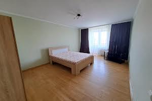 квартира по адресу Самчука ул. (Молодої Гвардії), 33