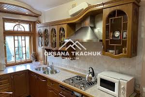 квартира за адресою Предславинська вул., 38
