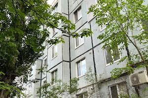 квартира за адресою Карагандинська вул., 11