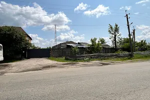комерційна за адресою центральна, 43